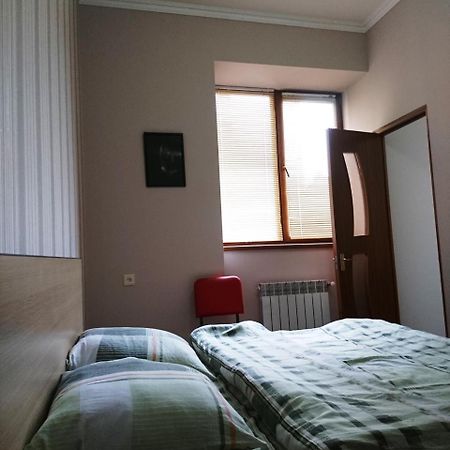 Luxury Apartment In The Centre Of Yerevan Exterior photo