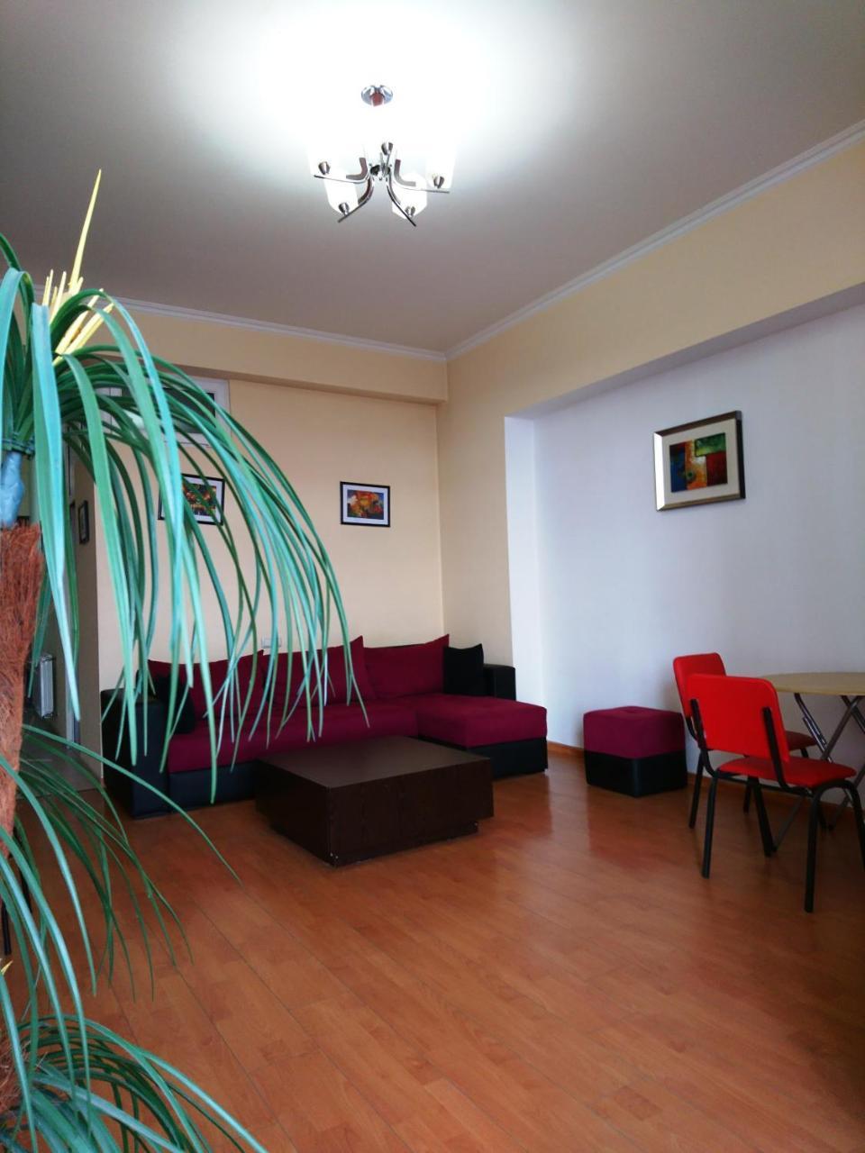 Luxury Apartment In The Centre Of Yerevan Exterior photo