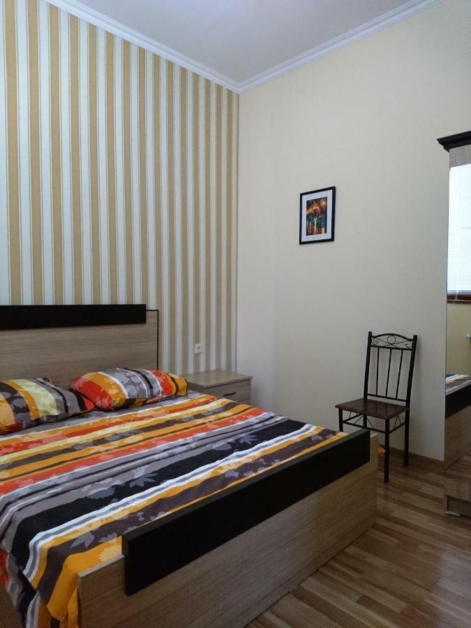 Luxury Apartment In The Centre Of Yerevan Exterior photo
